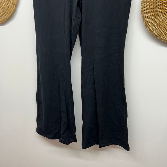 Old Navy Active Powerchill Extra High Rise Super Flare Leg Pant XL Crossover - Picture 5 of 6